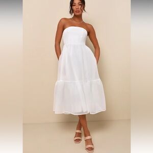 NWT! Lulu’s White Organza Strapless Tiered Midi Dress #wedding #bridal